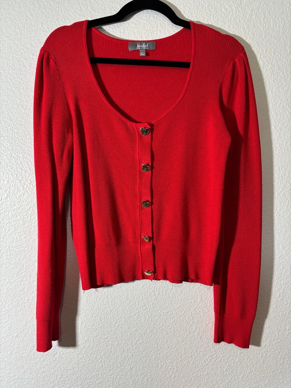 Marled Women's Size M Red Ribbed Cardigan Heart Buttons Scoop Neck Crop Sweater